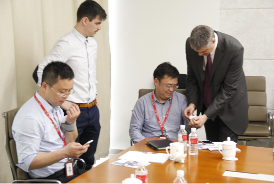 yd2333云顶电子游戏