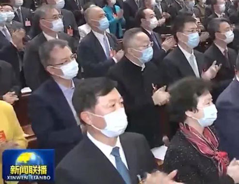 袁亚非董事长参加全国两会