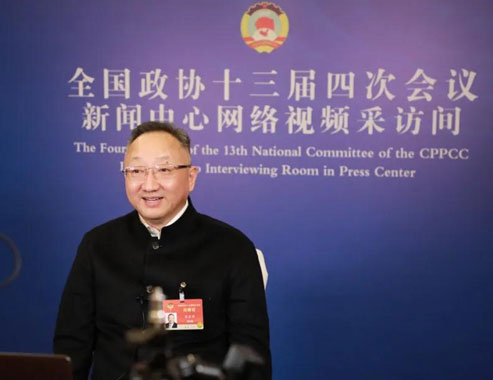 3月5日，袁亚非董事长接受采访